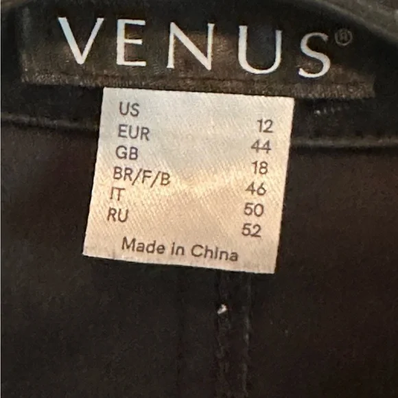 Black high low style- great condition - Picture 4 of 7